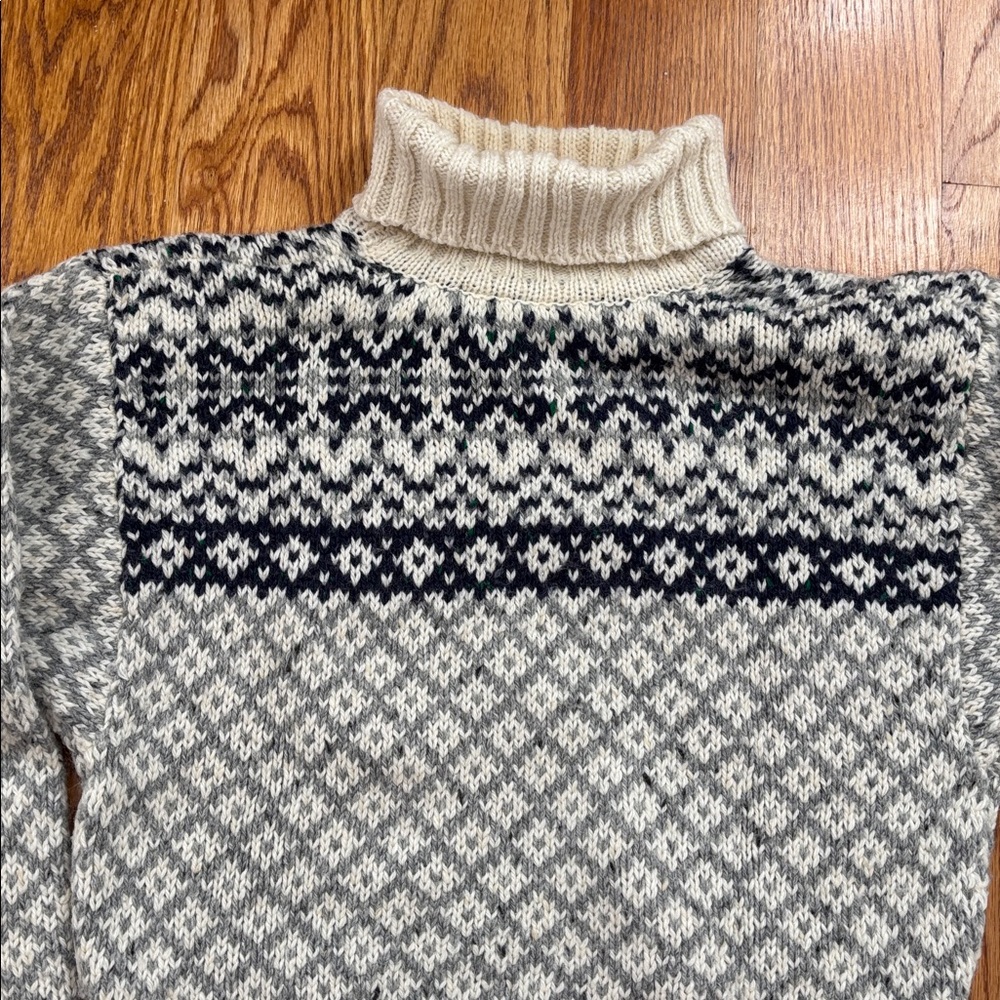 Vintage Liz Sport Wool Fair Isle Retro Ski Turtleneck Sweater Women's size Small - Picture 3 of 7